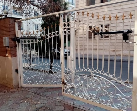 جک پارکینگ بیرون باز شو